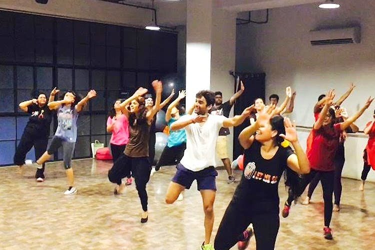 Bhangra exercise class near me sale