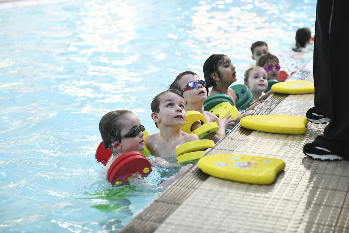 langley swimming pool